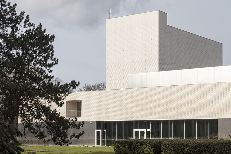 leietheater-deinze best-semi